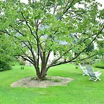 Au Milieu Des Haras 3* Saint-Pierre-Azif