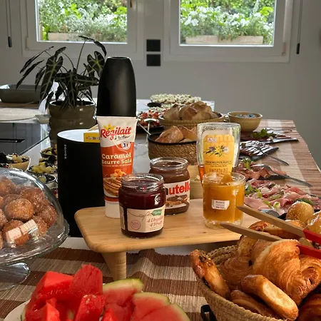Bed & Breakfast Au Milieu Des Haras Saint-Pierre-Azif
