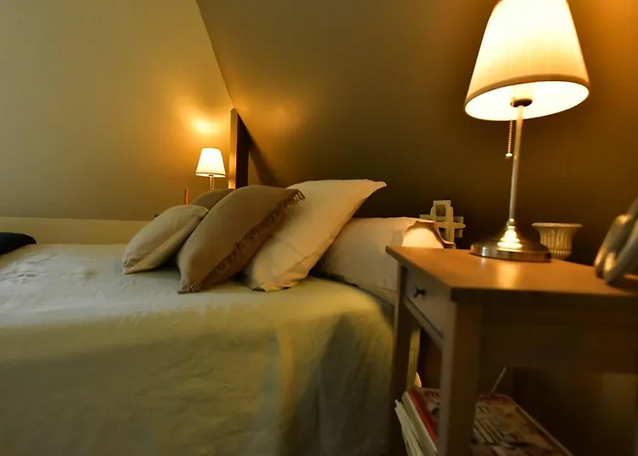 Au Milieu Des Haras 3*