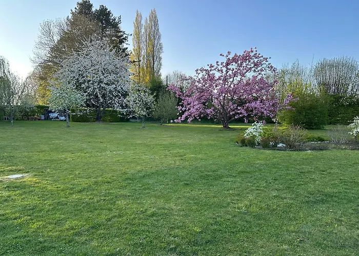 Au Milieu Des Haras 3* Saint-Pierre-Azif